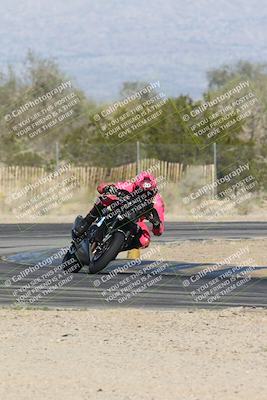 media/Jan-15-2026-Racers Edge (Thu) [[dfebeb70ab]]/2-A Group/Session 5 Turn 2/